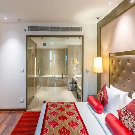 Hotel O Cean Suites Near Igi Airport New Delhi Buitenkant foto