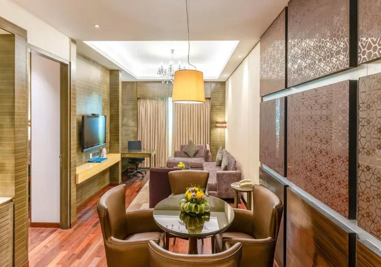 Hotel O Cean Suites Near Igi Airport New Delhi Buitenkant foto